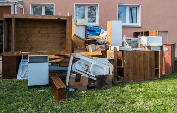 Best Estate Cleanout Services  in Middlebranch, OH